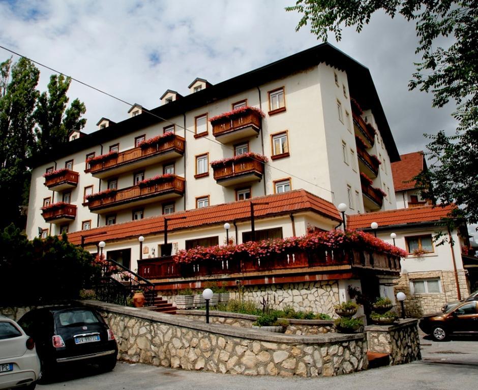 Grande Albergo Roccaraso Exterior foto